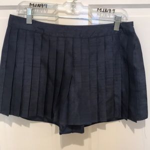 Silence and Noise skort
